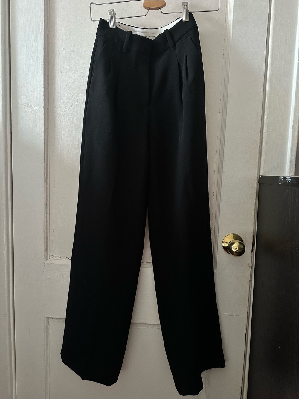 Aritzia The Effortless Pant Black 00